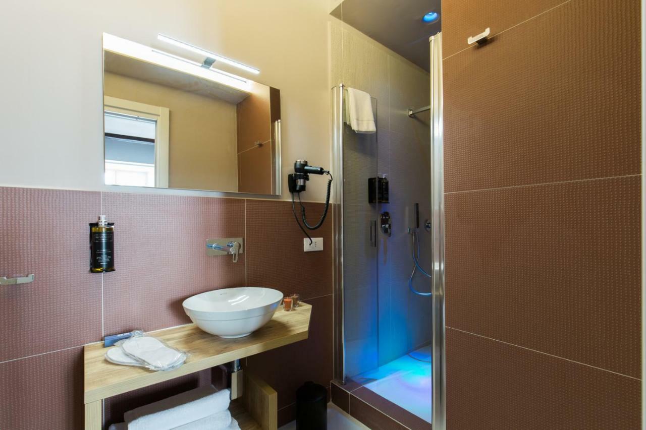 Duetto Al Duomo Hotel Napoli Ngoại thất bức ảnh